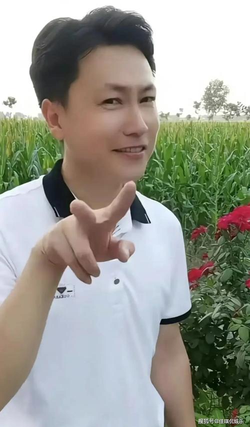 新奥精准数据免费开放和男网红直播家暴妻子与男网红直播家暴妻子视频